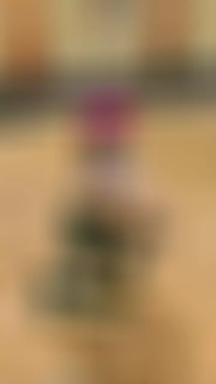 leleh Straight Female escort in Mthatha, South Africa video post thumnail